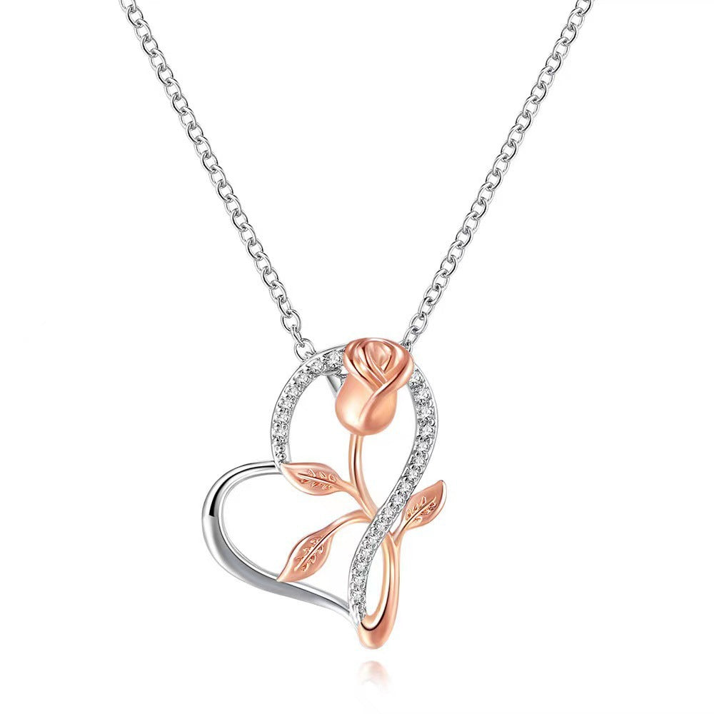 Colar coração Rose 2 com rosa central aço inoxidável hipoalergénico, acabamento prateado luminoso - detalhe zircónia lateral