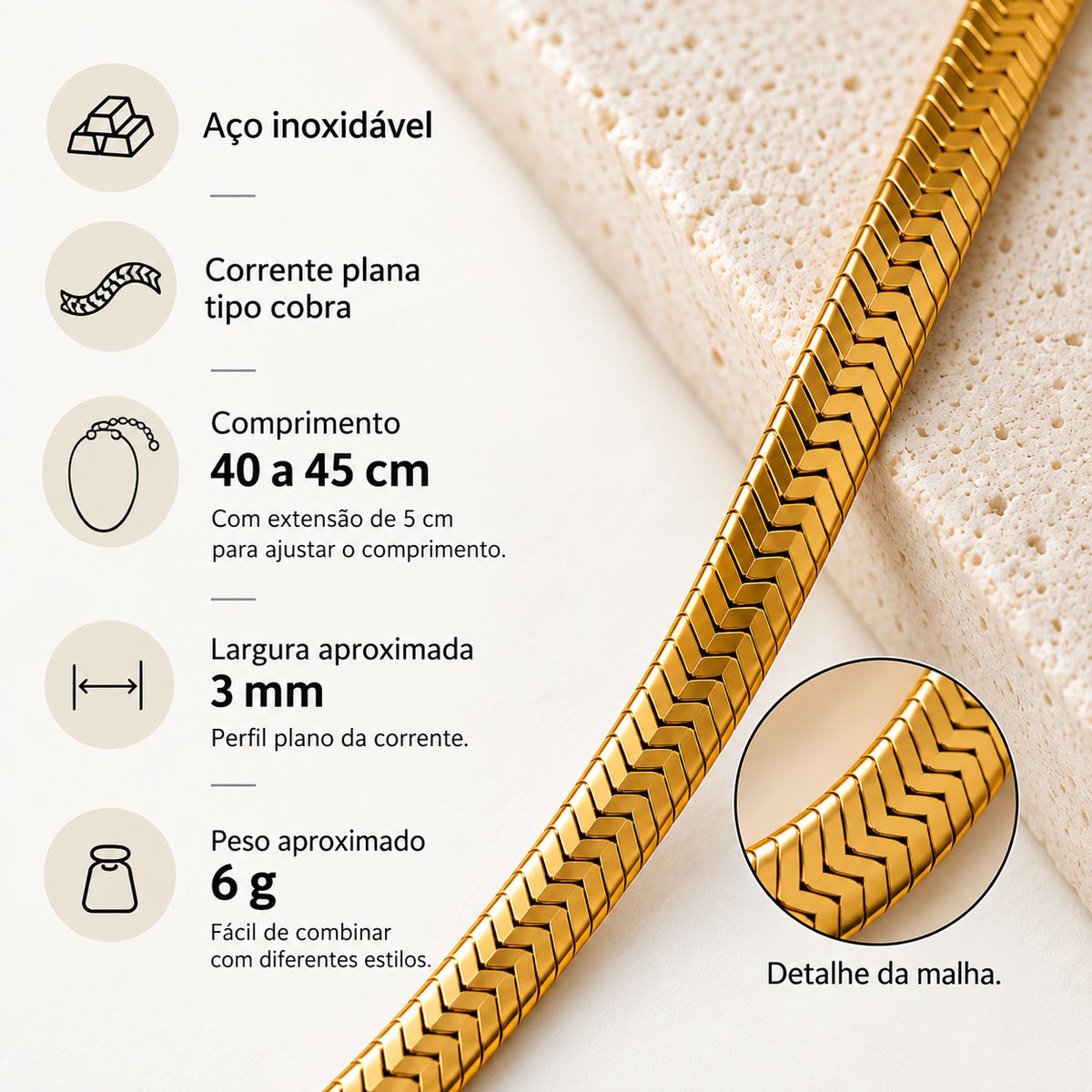 Colar SENA dourado e prateado em aço inoxidável apresentado em composição elegante.