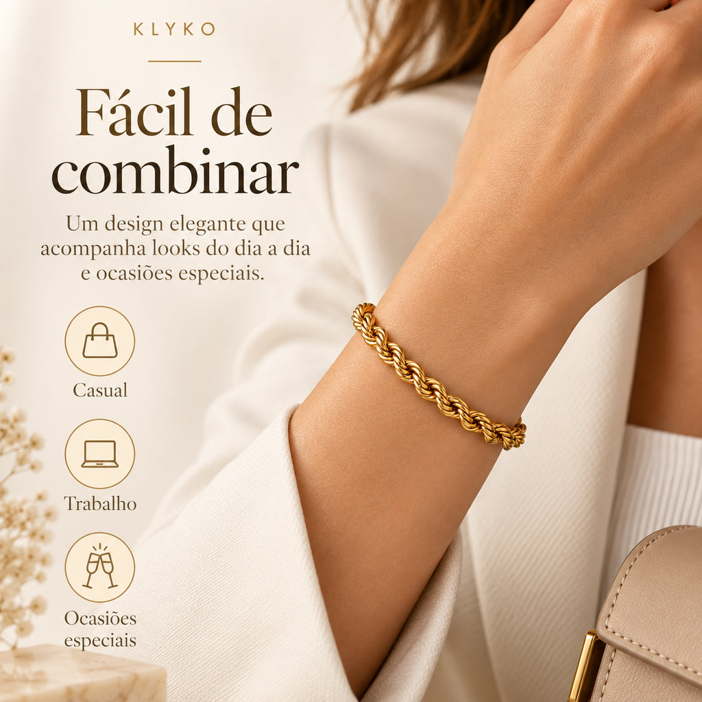 Pulseira ELARA prateada em aço inoxidável com corrente torcida.