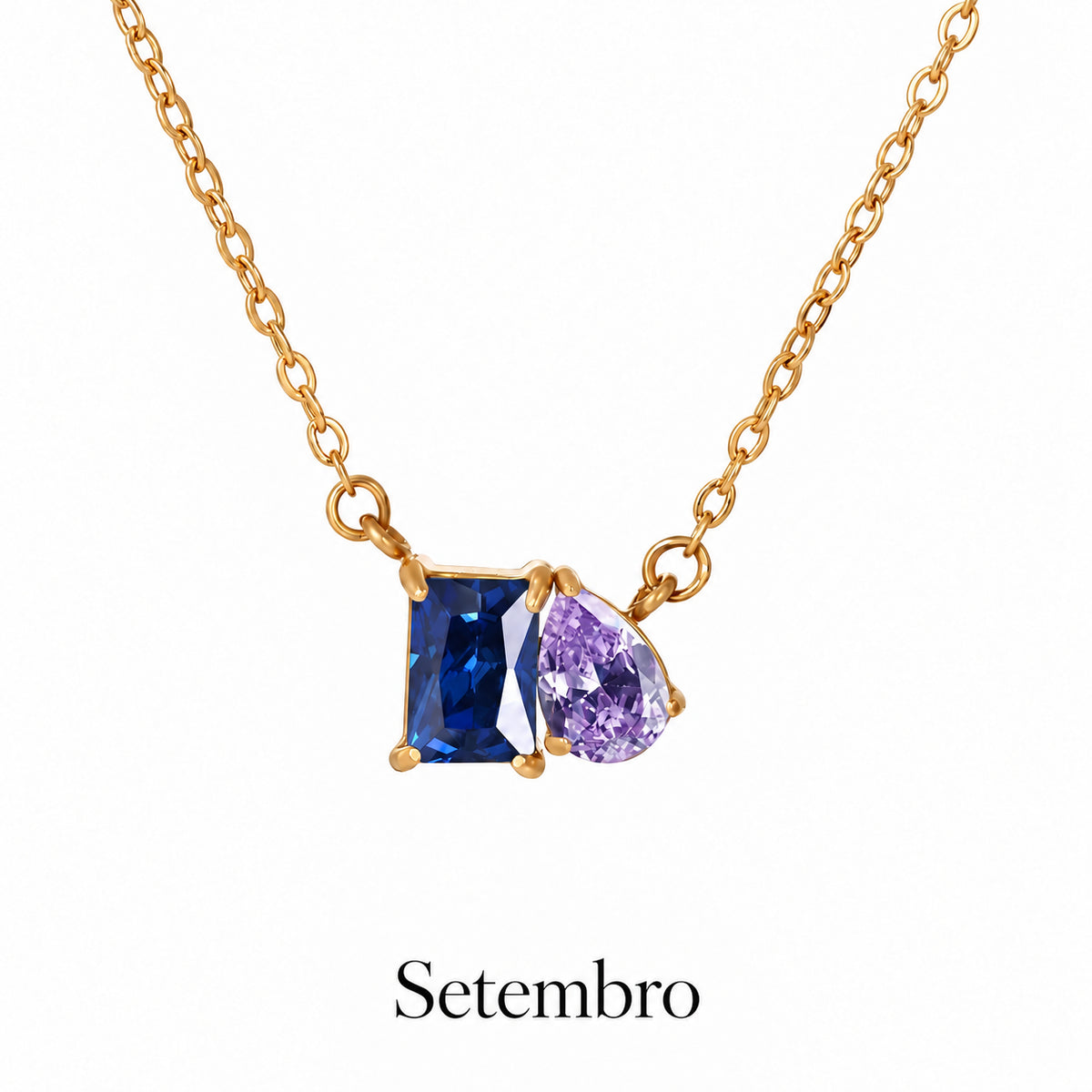 Colar CLARA Setembro com detalhe retangular azul e gota lilás, acabamento dourado