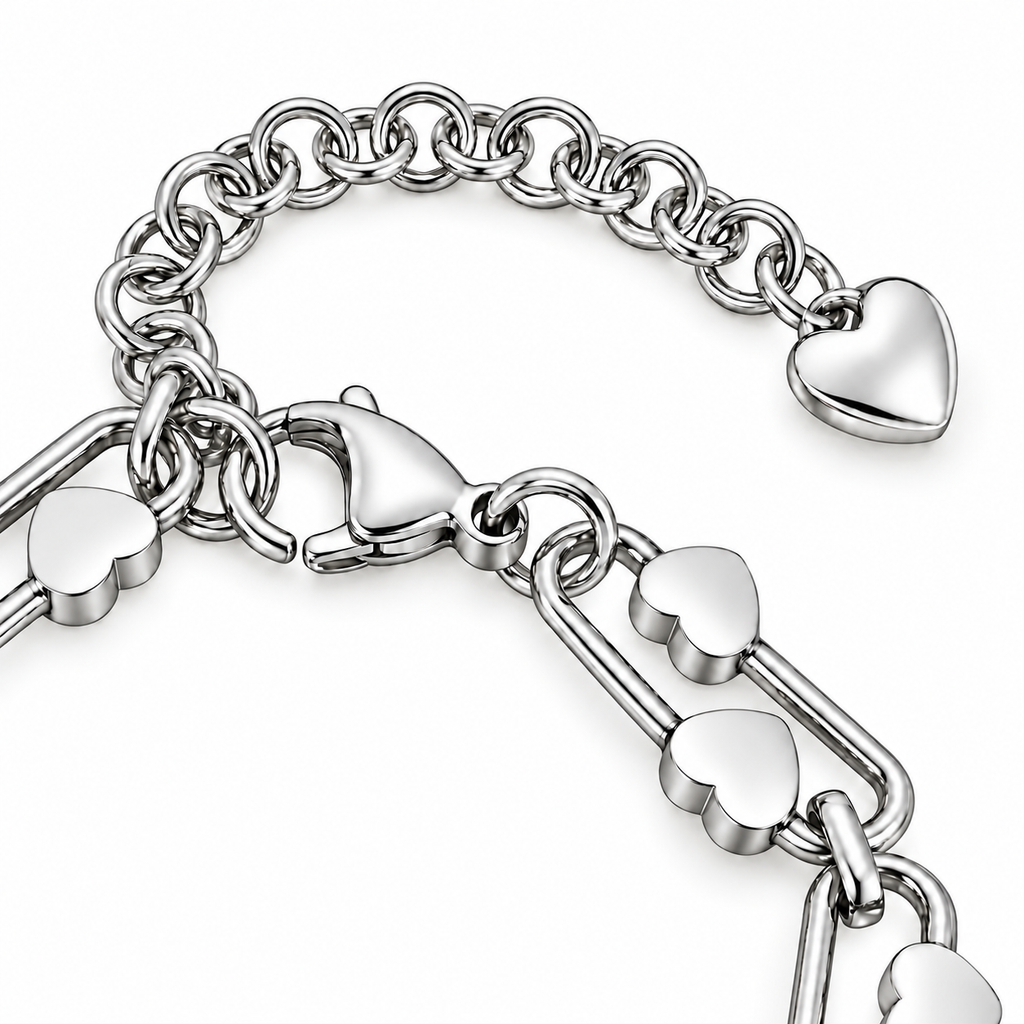 Detalhe do fecho mosquetão e corrente extensível da Pulseira CORA prateada